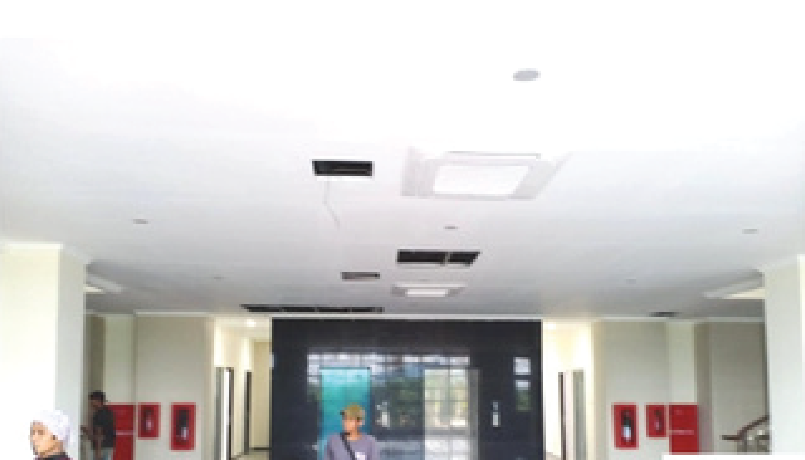 HALL KUMHAM